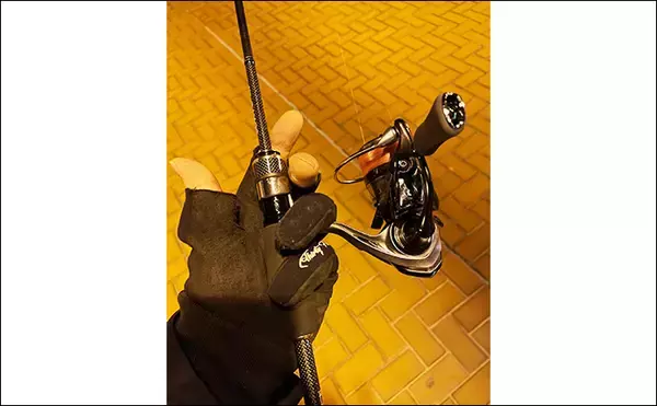 「スピニングリールの代表的な3つのハンドル形状を解説 【I字・T字・ラウンド型】」の画像