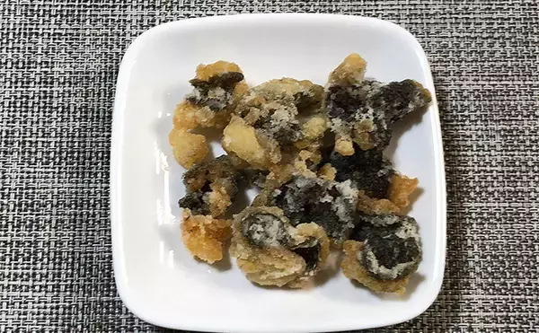 「「捨てるのは勿体ない！」 美味魚で知られるヒラメは皮の唐揚げがめちゃくちゃ美味しい」の画像