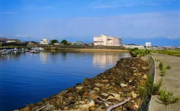 「楠漁港のハゼ釣りで15cm頭に30匹　追い食い狙いダブルヒットが爽快」の画像