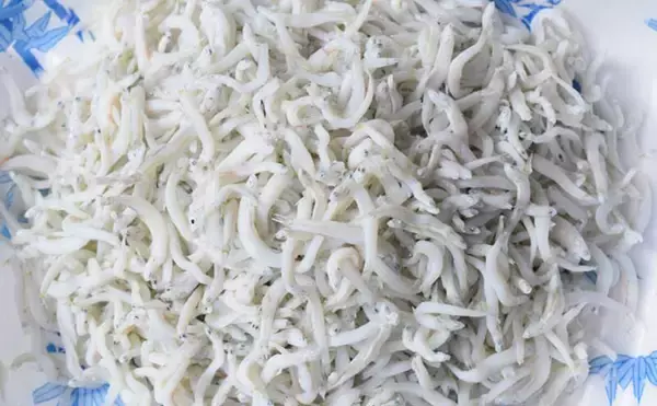 「「シラス」と「ちりめんじゃこ」は何が違う？　それぞれの味わいと活用方法を紹介」の画像