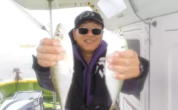 東京湾走水沖のビシアジ船で35cm超え筆頭に良型ブランドアジ29尾ゲット！【神奈川】