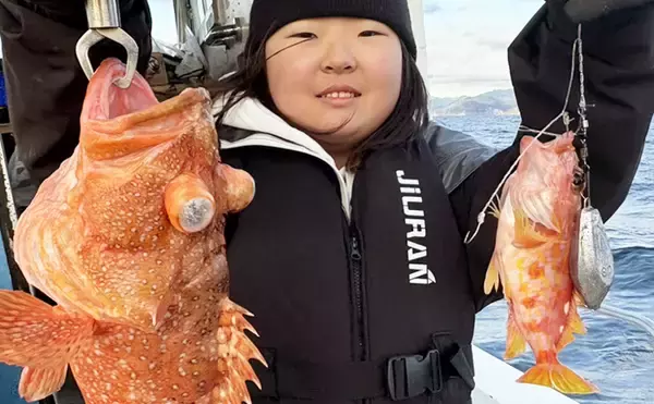 「【沖釣り釣果速報】ファミリー初挑戦で45cmウッカリカサゴ浮上！ノマセ釣り好調（三重）」の画像