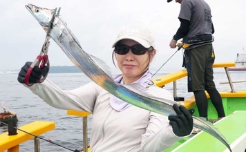 東京湾ルアータチウオ船でトップ36尾と数釣り達成！【渡辺釣船店・横浜】