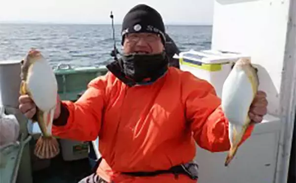 「泳がせ船でハタ混じりにヒラメ好調　【愛知県】の沖釣り最新釣果情報」の画像