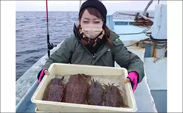 「泳がせ船でハタ混じりにヒラメ好調　【愛知県】の沖釣り最新釣果情報」の画像