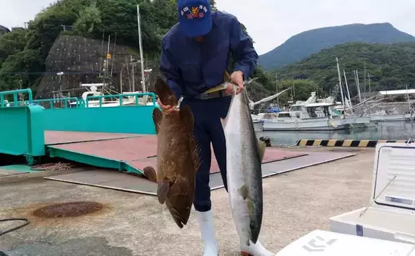 「17kgヒラマサ獲った！平戸沖ジギングでヒット【沖釣り釣果速報6選・長崎／佐賀】」の画像