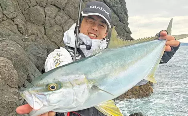 大瀬戸の沖磯フカセ釣りで80cm級ヒラマサ浮上【長崎】45cm口太も連発