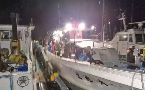 「大山沖イサキ釣りで35cm頭に6匹【愛知・大進丸】今後のシーズン本格化に期待」の画像