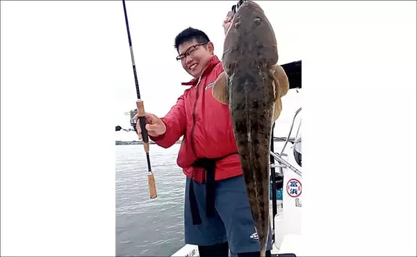 「【沖のルアー釣果速報】ボートルアー便で50cm良型キジハタを頭にヒラメ・マゴチ・シーバス手中（愛知）」の画像