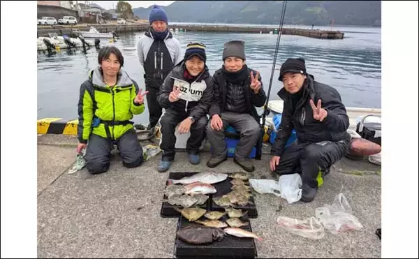 「【船のエサ釣り釣果速報】カワハギ乗合便で良型揃いで本命が好ヒット中！（三重）」の画像