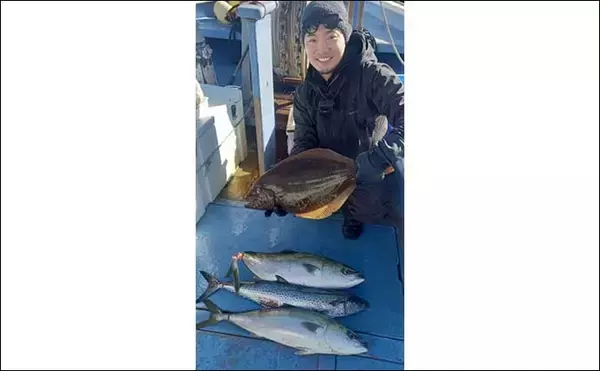 「【船のエサ釣り釣果速報】カワハギ乗合便で良型揃いで本命が好ヒット中！（三重）」の画像