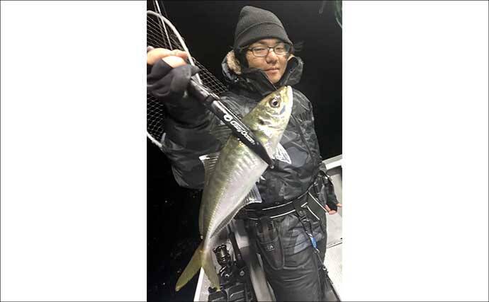 【沖のルアー釣果速報】スルメイカ・アカイカ・ヤリイカの3種好捕！イカメタル夜便が好調（三重）