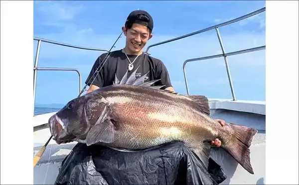 「20kgオーバーの「イシナギ」堂々浮上！【船釣り釣果速報5選・三重】」の画像