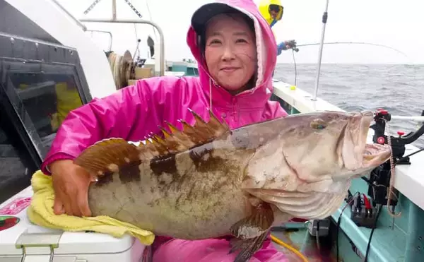 「【沖釣り釣果速報】良型マダイに2kg超浮上！五目釣りでヒメダイ・ハチビキなど多彩にヒット（愛知・静岡）」の画像