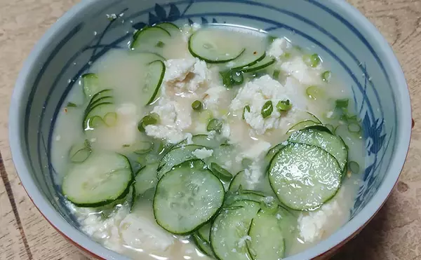 「釣魚で作る「夏バテ防止」レシピ：イシガキダイの冷や汁　ベースは冷凍保存も可能」の画像