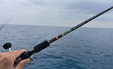 「沖縄・伊是名島でのボートゲームでアカハタとアオリイカ連打！ パックロッドで挑戦」の画像2