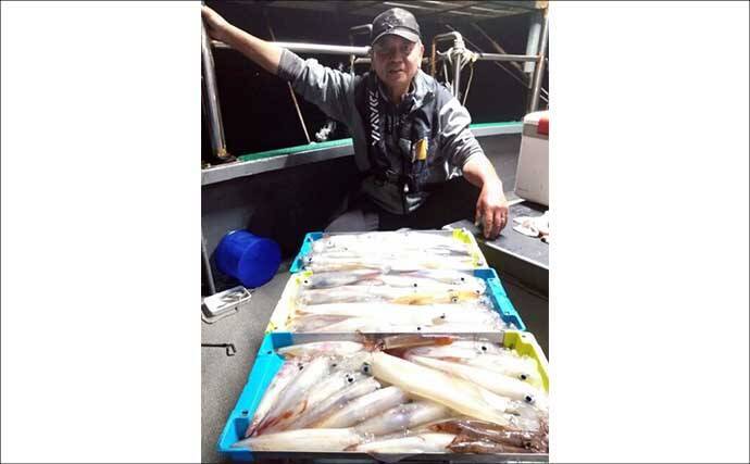 夜イカシーズン好スタート！釣る人100匹オーバー【夜焚きイカ釣り釣果速報12選・福岡】