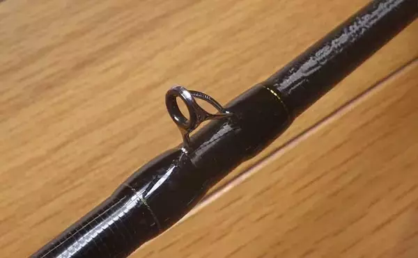 「値段が安いロッドと高いロッドの違い　実は差が出るのは『ガイド』？」の画像