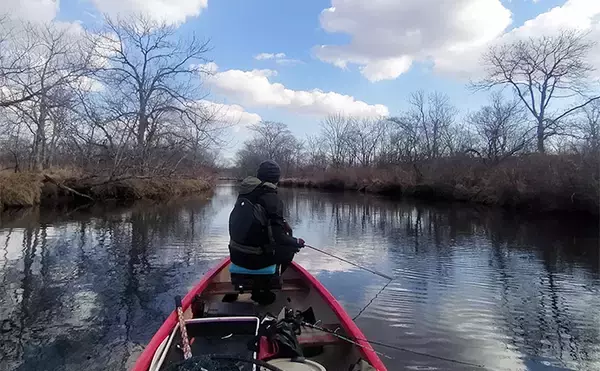 「釧路湿原で「幻の魚」イトウを追う　静けさが支配する大自然をカヌーで進む」の画像