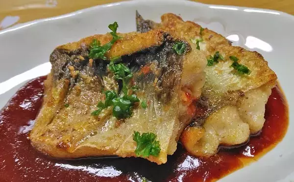 釣魚・外道のグルメ『カライワシのムニエル＆天ぷら』　釣って30分が勝負