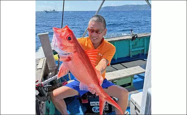 「「中深海五目＆泳がせで大物狙い！」八丈島遠征釣行で良型オナガダイや17kgヒラマサを手中【東京】」の画像
