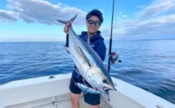 「待ち伏せ作戦でドカンとヒット！」玄界灘のキャスティングゲームで11.7kgコシナガマグロを手中【福岡】