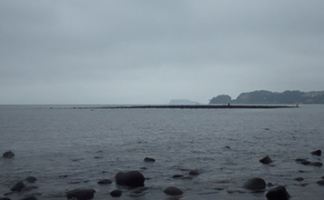 日本最古の人工島は根魚パラダイスだった【和賀江島・鎌倉】穴釣りでギンポを狙う！