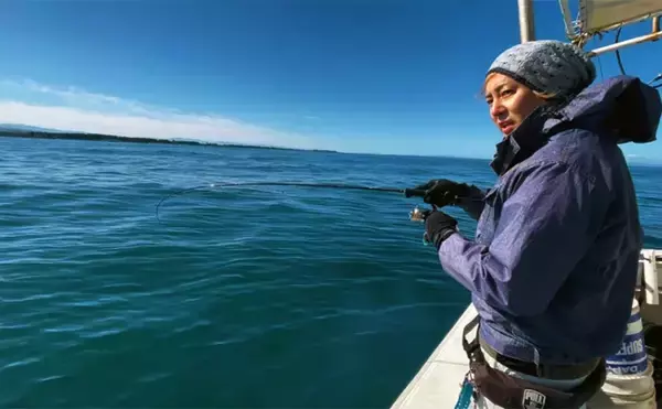 「日本海タイラバ＆ティップラン豪華リレー釣りを満喫【新潟】良型マダイに大型アオリイカが浮上！」の画像