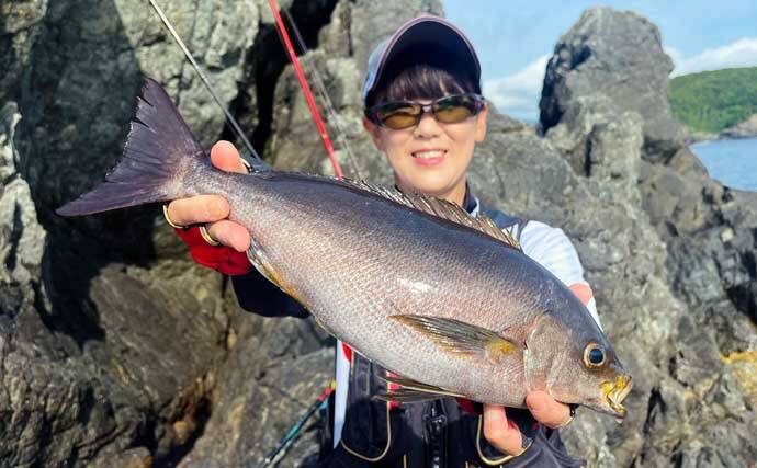 磯釣りでアカハタ・イサキ・クロ・ハマチと多彩な釣果に大満足！【深島の磯・大分】