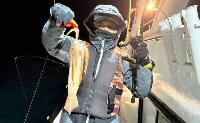 【沖のルアー釣果速報】ジギングで6.7kg級を頭に極太サワラ乱舞！青物交じりで高活性続く（三重）