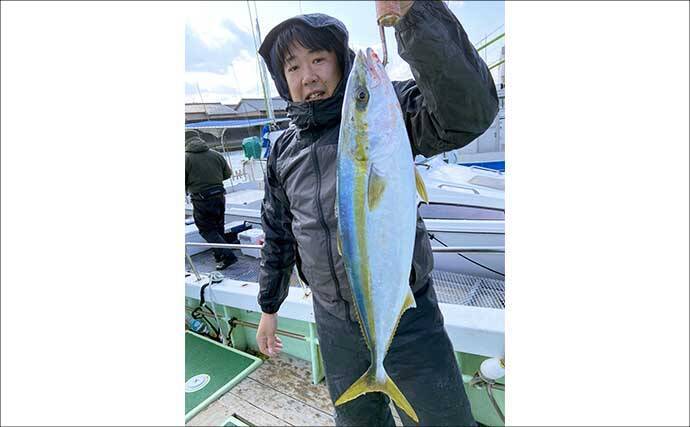 【沖のルアー釣果速報】ジギングで6.7kg級を頭に極太サワラ乱舞！青物交じりで高活性続く（三重）