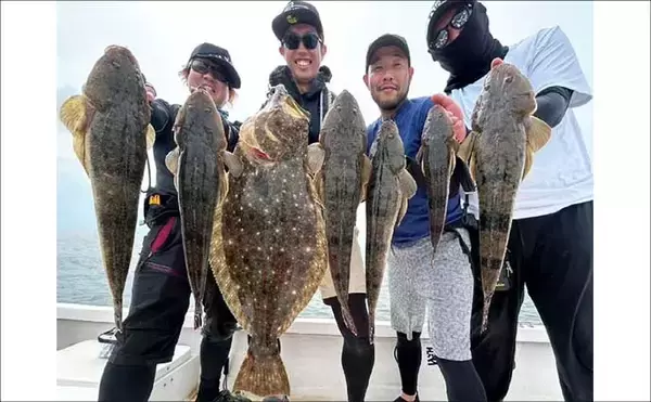 「ジギングでブリにサワラが連続ヒット！【沖のルアー最新釣果5選・愛知】」の画像