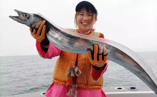 「ジギングでブリにサワラが連続ヒット！【沖のルアー最新釣果5選・愛知】」の画像