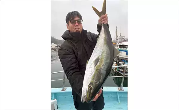 「【沖のルアー釣果速報】朝マゴチ便で本命＆寒ヒラメ連発！低水温でも好反応（愛知）」の画像