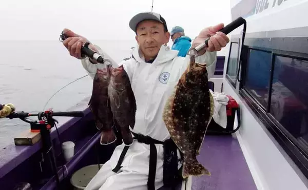 「「船宿レコード更新！」大原沖のイワシ泳がせ釣りで7kg大型マハタ堂々浮上【春栄丸・千葉】」の画像