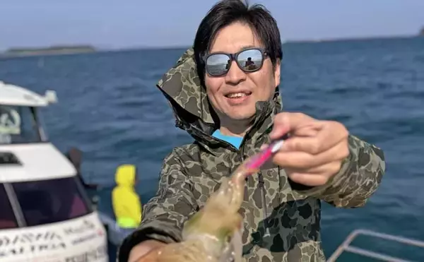 ティップランエギング釣行で1kg超えアオリイカ浮上【佐賀・きずなまりん】