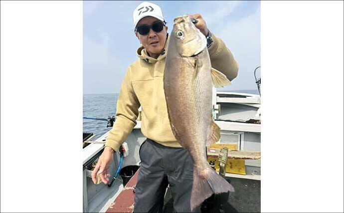 50cm級の超ビッグサイズのイサキが2桁釣果！【船釣り最新情報5選・大分／熊本】