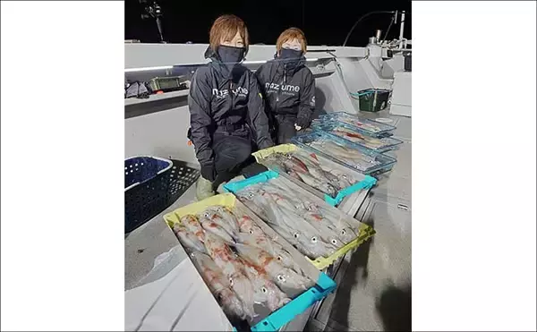 「イカメタルで100尾超え！シーズン序盤から絶好調【夜焚きイカ釣果速報12選：福岡】」の画像