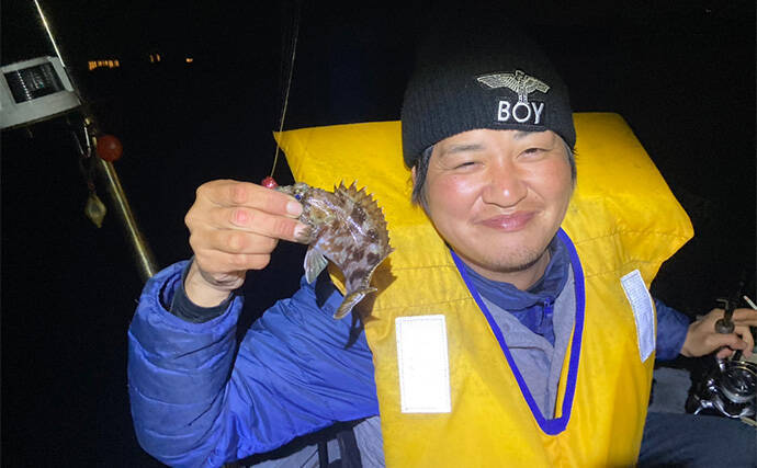 シーズン序盤のボートロックゲームで25cm良型カサゴ【三重】消波ブロック帯でヒット