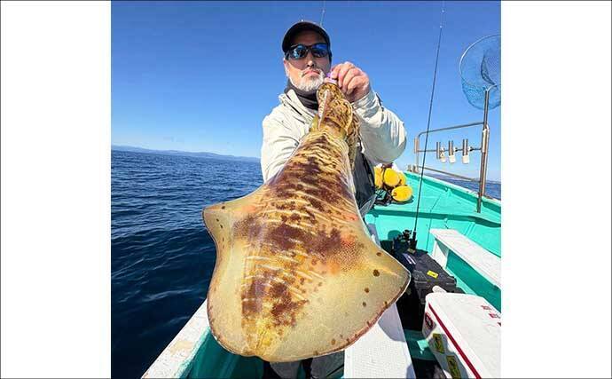 【沖釣り釣果速報】全員1kgアップ達成！ティップランで良型アオリイカ船中11匹（三重）