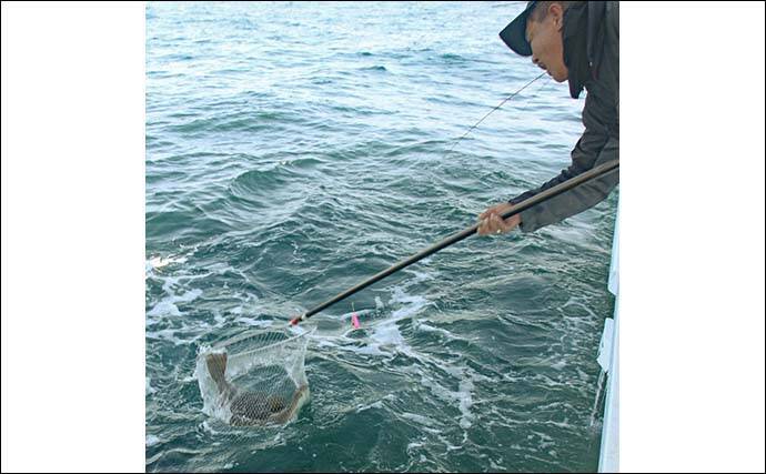 広域解禁した茨城沖の船ヒラメ釣りで5kg筆頭に本命続々登場【桜井丸】