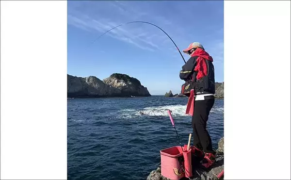 「「脂ノリノリ！」磯フカセ釣りで40cm超え大型イサキ浮上【ふかしま丸・大分】クロも連発」の画像