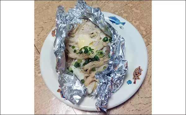 「釣魚で作る「秋の味覚」レシピ：ネリゴのホイル焼き　キノコとバターで食欲全開」の画像