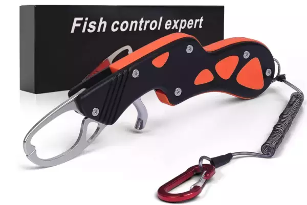 「あとちょっとで大物を逃した・・」その悔しさをなくす【YOZOTAフィッシュグリップ】がAmazonセールでお得に！