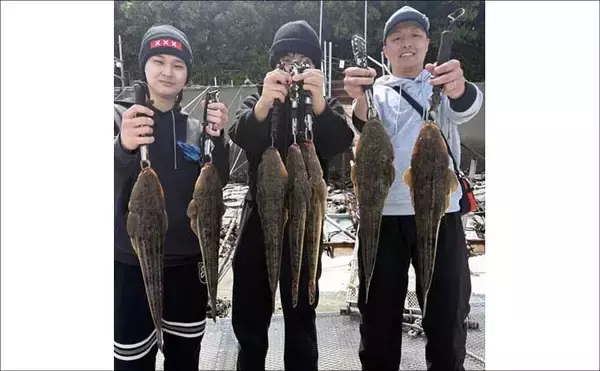 「「50cm超えのマゴチが連発！」ボートマゴチゲームが好スタート【沖のルアー釣果速報7選・愛知】」の画像