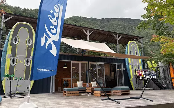 「「絶大な人気に納得！」足漕ぎカヤックをリゾート感覚で体験できる【ホビーベース西湖】に行ってみた」の画像