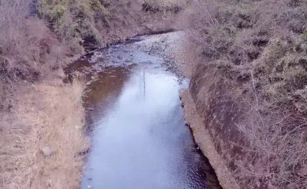 「解禁直後に訪れたい秋山川の渓流釣りポイント【山梨】入渓しやすい中流域の好場所を紹介」の画像