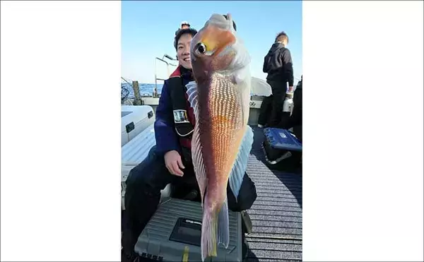 「【沖のルアー釣果速報】寒ブリジギング本格化！10kg超え筆頭にヒラマサ・マダイ乱舞（九州）」の画像