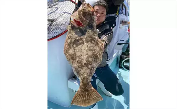 「船カワハギ釣り絶好調！30cm超え頭に釣る人50尾【船釣り最新釣果情報5選・大分／熊本】」の画像