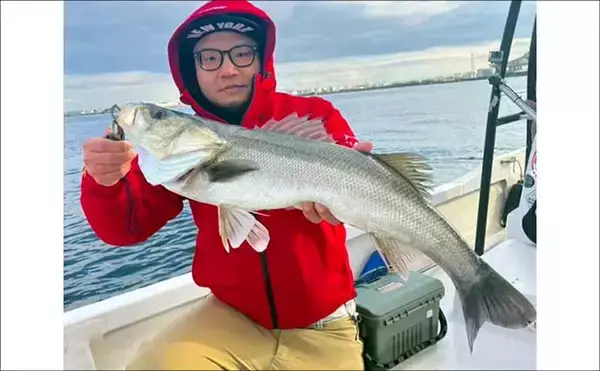「【沖のルアー釣果速報】ジギングで極太サワラ確保！ブリ・ヒラメ交じりで土産充実（愛知）」の画像